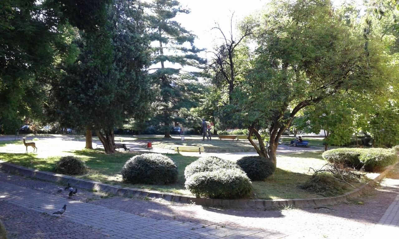 Hotel Red House Kyustendil Exterior foto